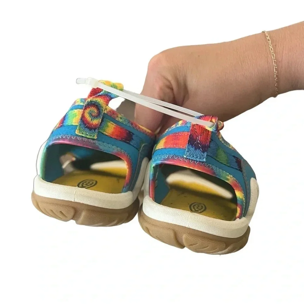 NWOT Keen Water Shoes Size Junior 4